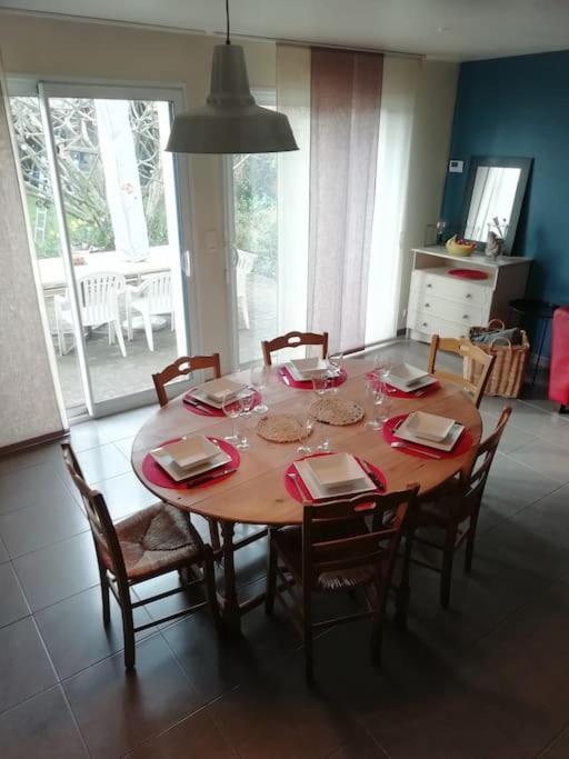 Maison Familiale Sur La Cote D'Emeraude Лансьє Екстер'єр фото